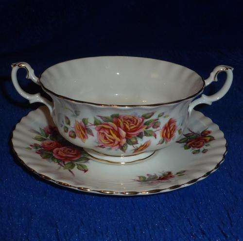 ROYAL ALBERT "Centennial Rose" 5x Soup Bowls on Saucers