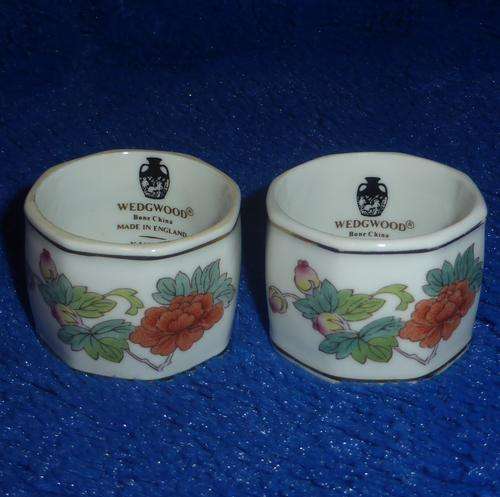 WEDGWOOD Matching Pair of Napkin Rings