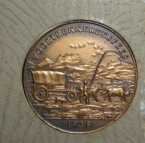 Immaculate!!! 1938 VOORTREKKER EEUFEES - DIE GROOT TREK Boxed Copper Coin