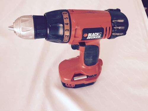 Black & decker cordless drill 14.4 volt