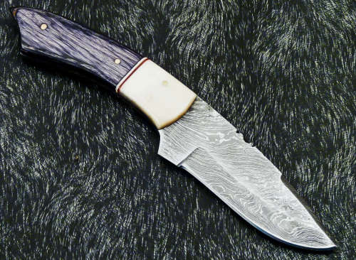 Damascus steel knife