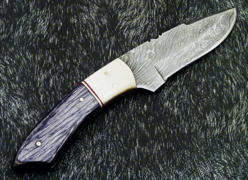 Damascus steel knife