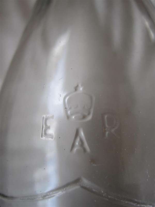 VINTAGE ONE QUART CLEAR GLASS MILK BOTTLE : Nel's Rust Dairies Jhb