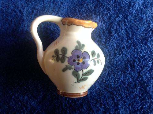 Lovely Gouda Royal Z Holland signed and numbered small Jug