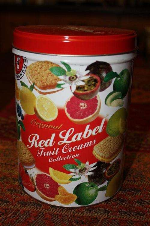 BAKERS FRUIT CREAMS COLLECTION TIN