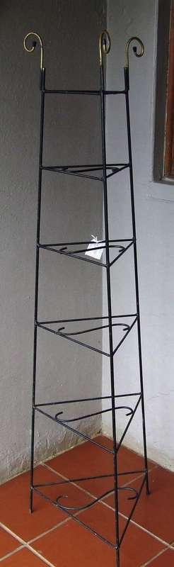 wrought iron pot stand