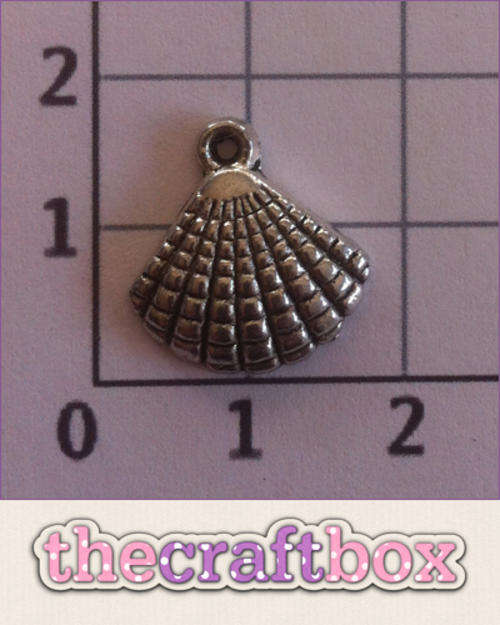 Sea Shell Charm (4 pieces)
