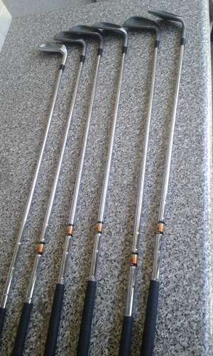 WITH ADVANCED GRAPHITE TECHNOLOGY-- MACGREGOR GOLF CLUBS--CG 1800--5 OF THEM
