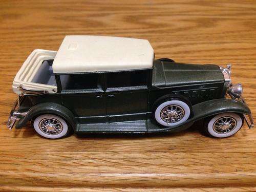 Solido cadillac V16 1931 (452.A)