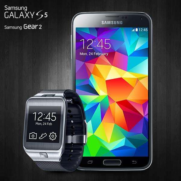 Samsung Galaxy S5 with Gear 2 and Armband (Black)