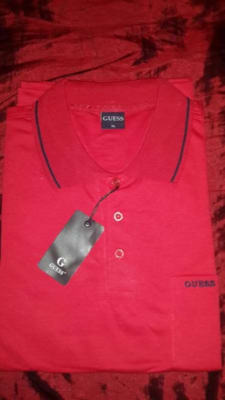 Stunning Red Guess Golfer XXL