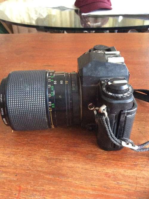 Chinon CE-5 Camera and lens