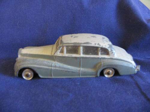 Dinky toy Rolls Royce Silver Wraith numbered 150