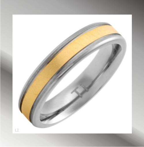 R1,800 - High Quality Brand New Gentlemens Band Ring Made in 14K/Ti Gold plated Titanium Size 9