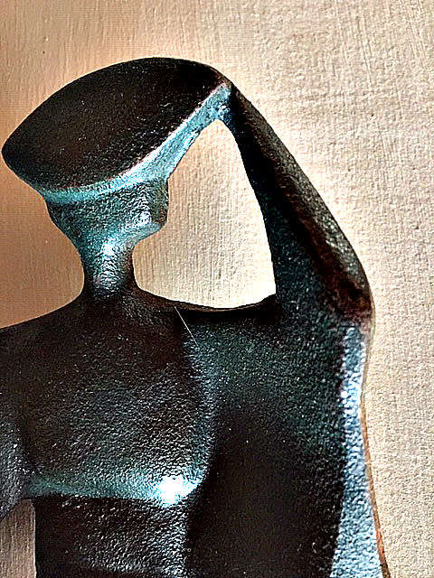 CAST IRON STATUE OF A JAPANESE GEISHA 24CM