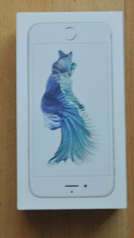 iPhone 6S second hand in very good condition plus case