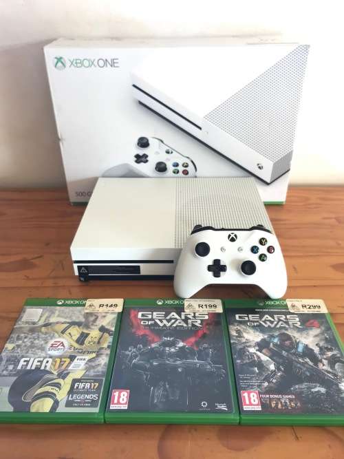 XBOX ONE S 500GB Console with 3 Games & One Controller Great Condition!