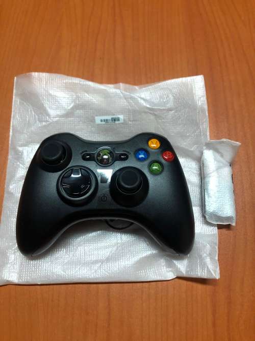 Official Microsoft XBOX 360 Controller Brand New! (No packaging)