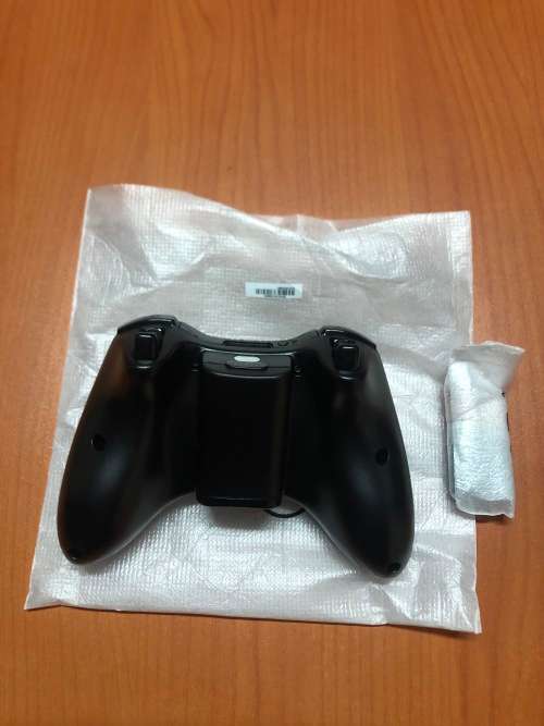 Official Microsoft XBOX 360 Controller Brand New! (No packaging)