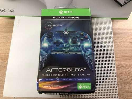 XBOX ONE S 500GB Console Bundle Boxed In Great Condition!