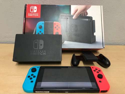 Nintendo Switch V1 Neon Blue & Red With 64GB Micro SD Card Boxed In Great Condition!
