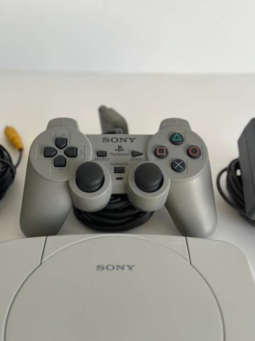 Sony Playstation 1 Slim Console With Official Controller & Generic Memory Card Great Condition!