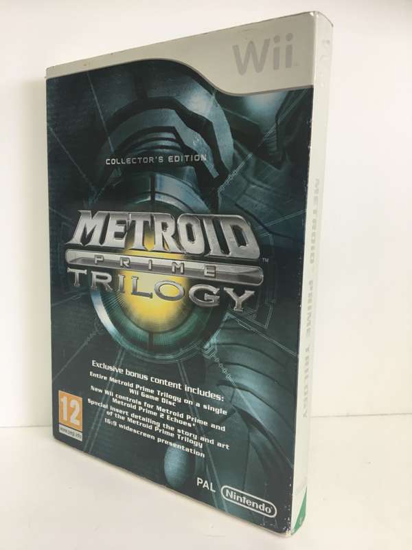 Metroid Prime Trilogy Nintendo WII Manual & History / Art Booklet Included Like New!