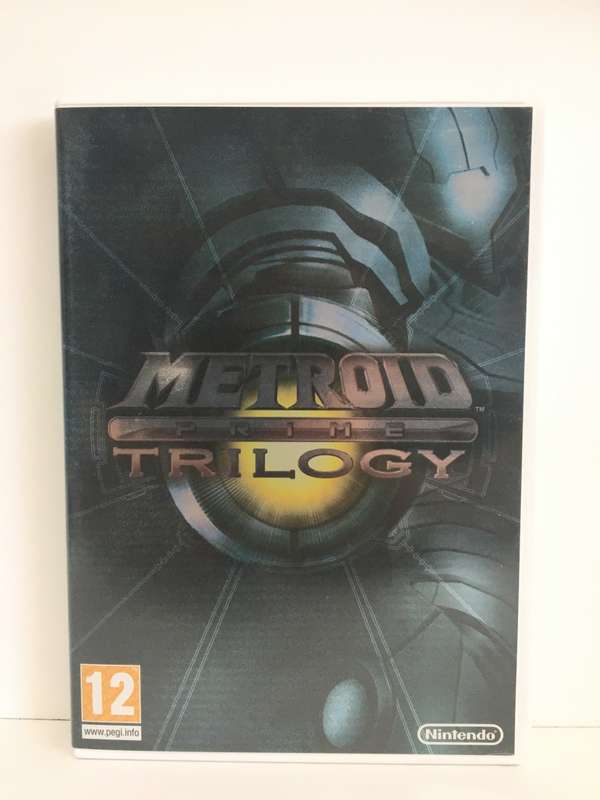 Metroid Prime Trilogy Nintendo WII Manual & History / Art Booklet Included Like New!