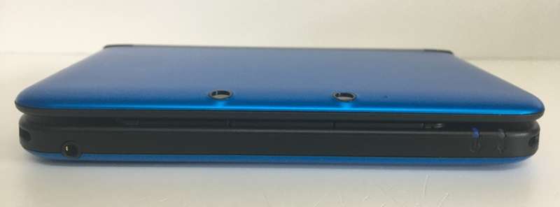 Nintendo  3DS Handheld Console XL - Blue/Black Immaculate Condition! ( Game Not Included )