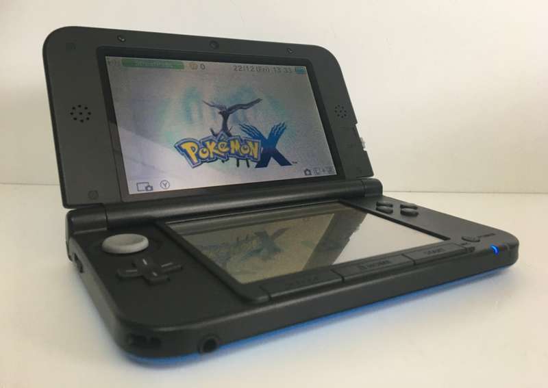 Nintendo  3DS Handheld Console XL - Blue/Black Immaculate Condition! ( Game Not Included )