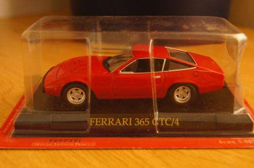 Ferrari 365 GTC/4 1:43 diecast model car (2 available)
