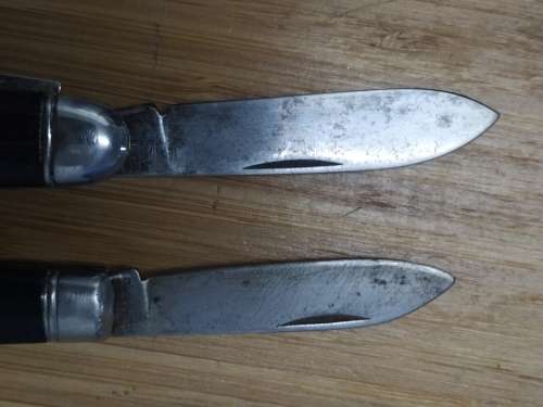 Collectible Richards Pocket/pen knives