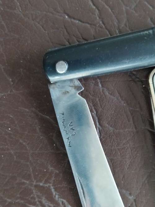 WOW collectible pocket knives