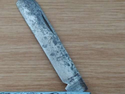 Collectible Richards Best Tent-mark Pocket/pen knive