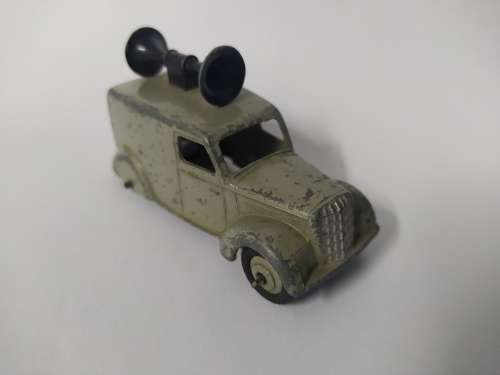 GREAT! Dinky 34c/492 loud speaker van