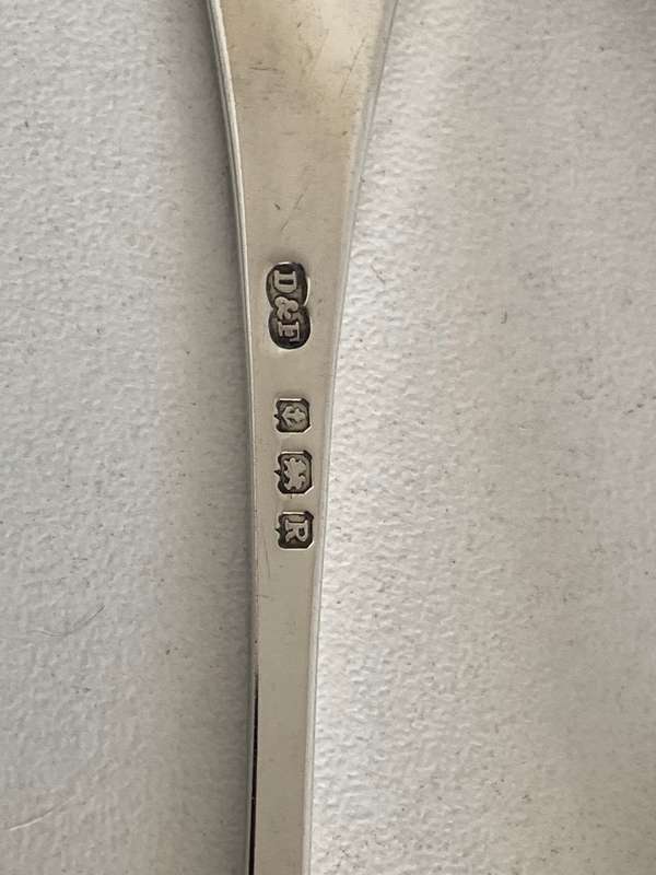 Hallmarked Sterling silver Art Deco tea/coffee spoons
