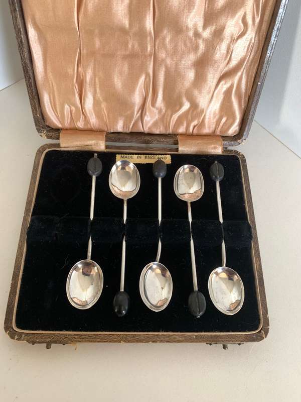 5 x Hallmarked Sterling Silver Coffee bean tea spoons