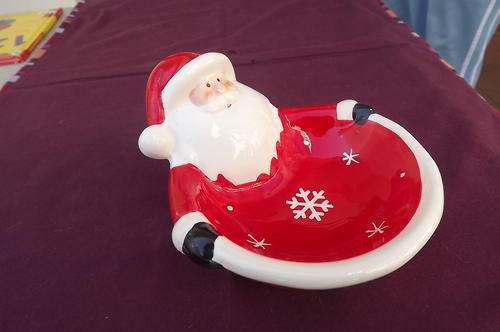 Father Christmas dish - good condition