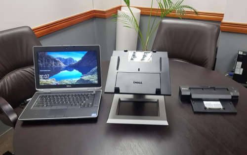 New Dell E-View Stand & Used E-Port Plus Advanced Port Replicator (SET) - Original