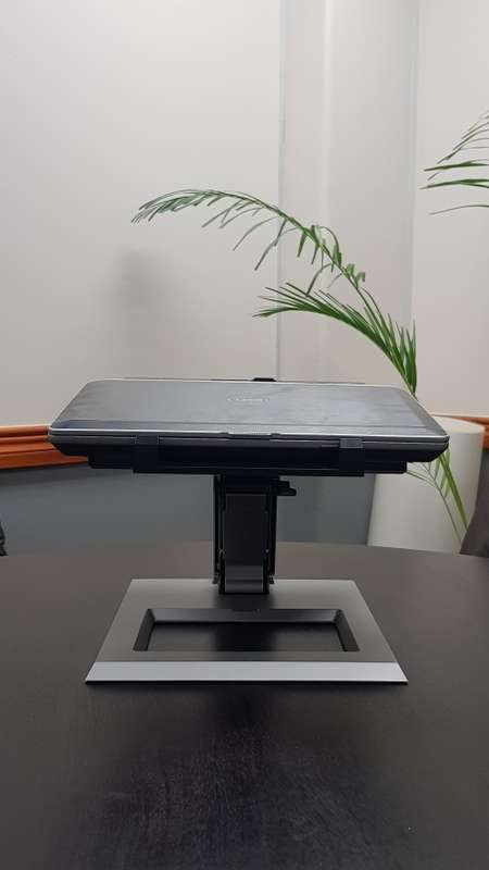 Dell E6430 Intel i7-3540 @ 3.0GHz + E-View Stand + Dock Station + Charger