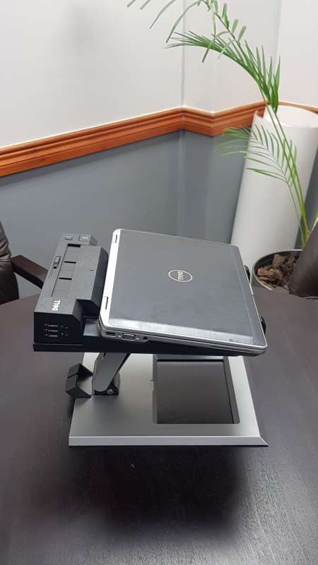 New Dell E-View Stand & Used E-Port Plus Advanced Port Replicator (SET) - Original