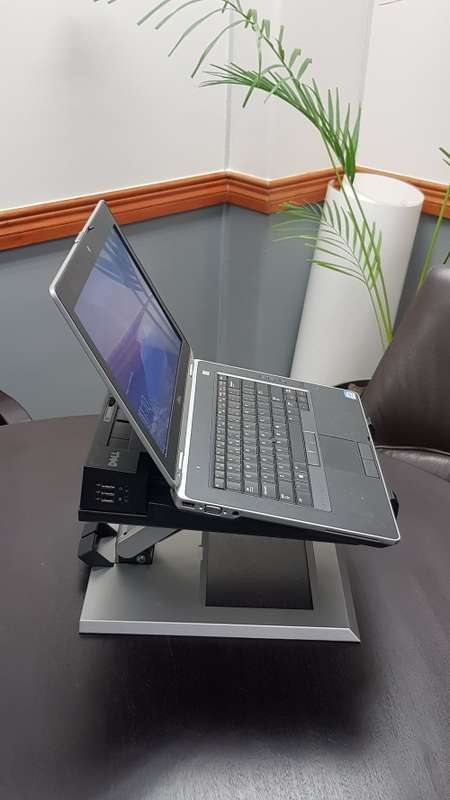 New Dell E-View Stand & Used E-Port Plus Advanced Port Replicator (SET) - Original