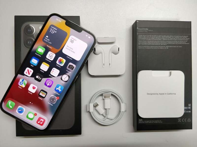 Apple iPhone 13 Pro 128GB -  Graphite (Open Box New - unlocked)