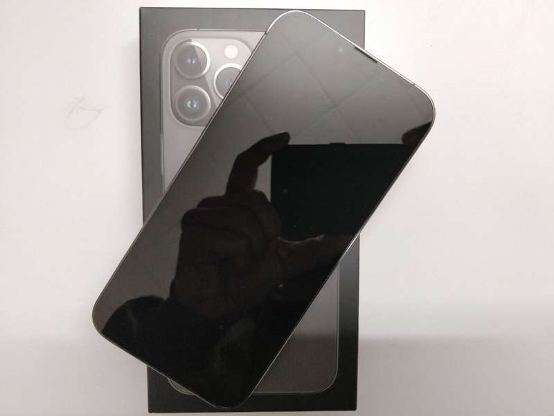 Apple iPhone 13 Pro 128GB -  Graphite (Open Box New - unlocked)