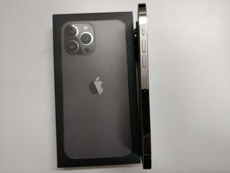 Apple iPhone 13 Pro 128GB -  Graphite (Open Box New - unlocked)