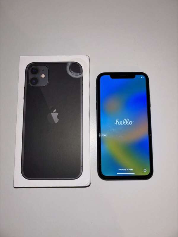 iPhone 11 64GB -  Black OR White (Prestine Conditions - unlocked)