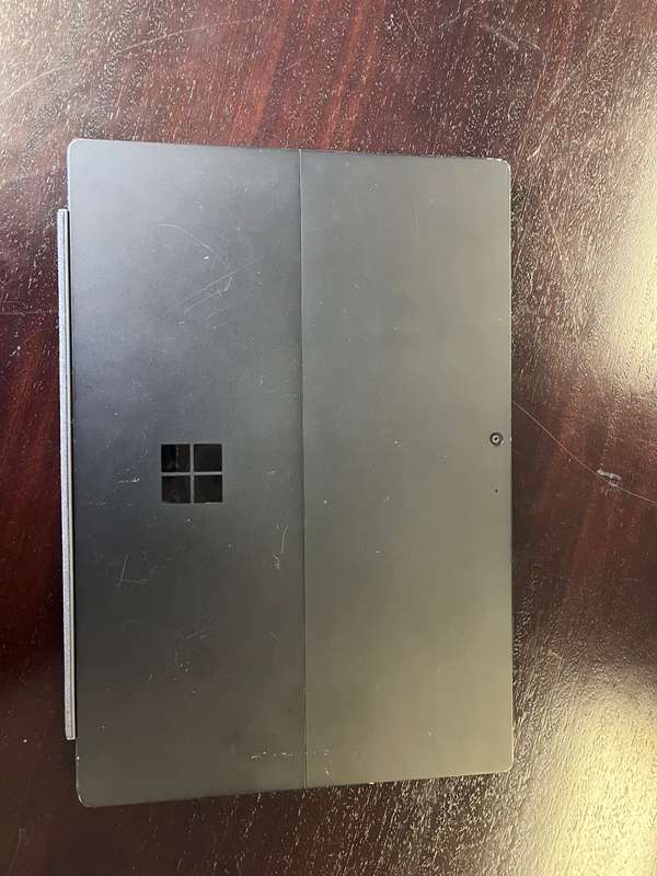 Microsoft Surface Pro 6 i5-8350U 256GB SSD, 8GB RAM + Keyboard (Boxed-Ex Company)