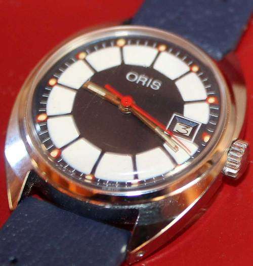 A beautiful new old stock handwind Oris in as new condition. A rare and wonderful opportunity!
