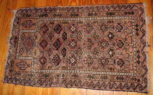 Beautiful vintage hand-knotted Persian carpet