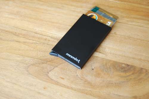 The MNMLST Wallet